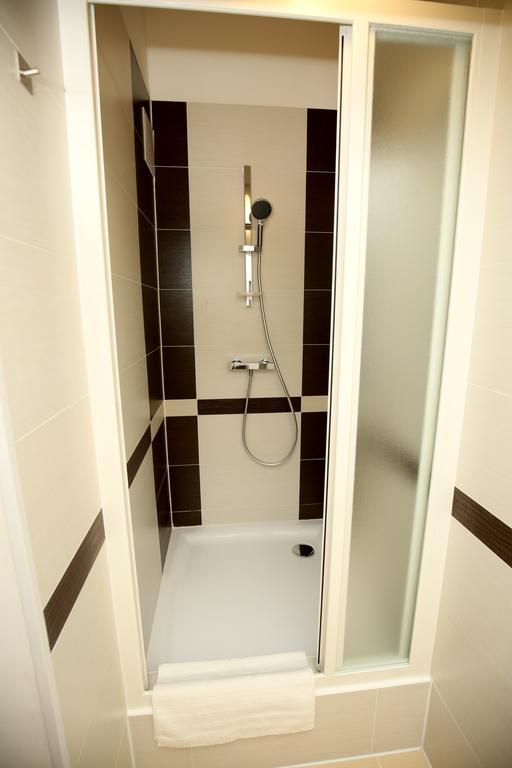 Ge Apartments プラハ エクステリア 写真